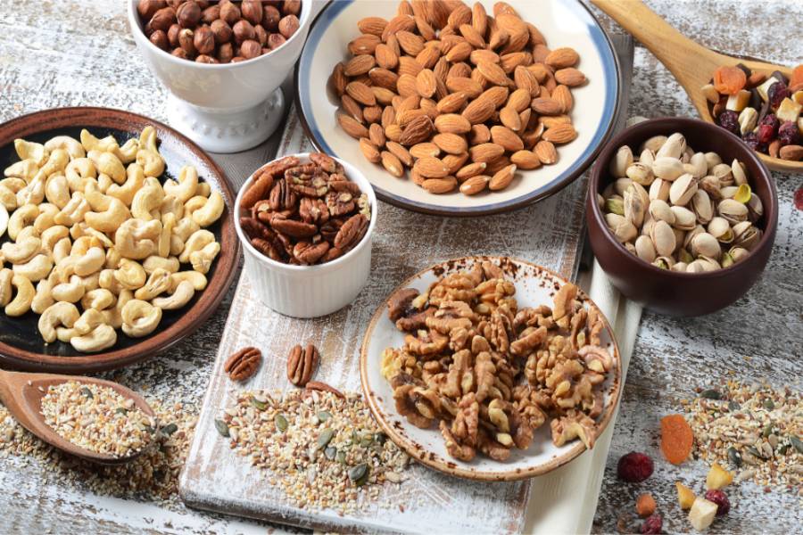 Nuts & Peanuts